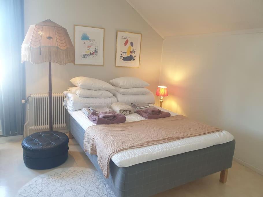 Apartment Charmig Vindslaegenhet- I *